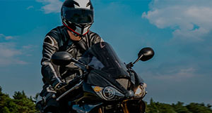 Moto Conectada, el servicio de Claro con múltiples beneficios Moto Conectada, el servicio de Claro con múltiples beneficios