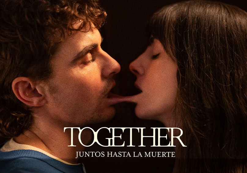 Película together claro video
