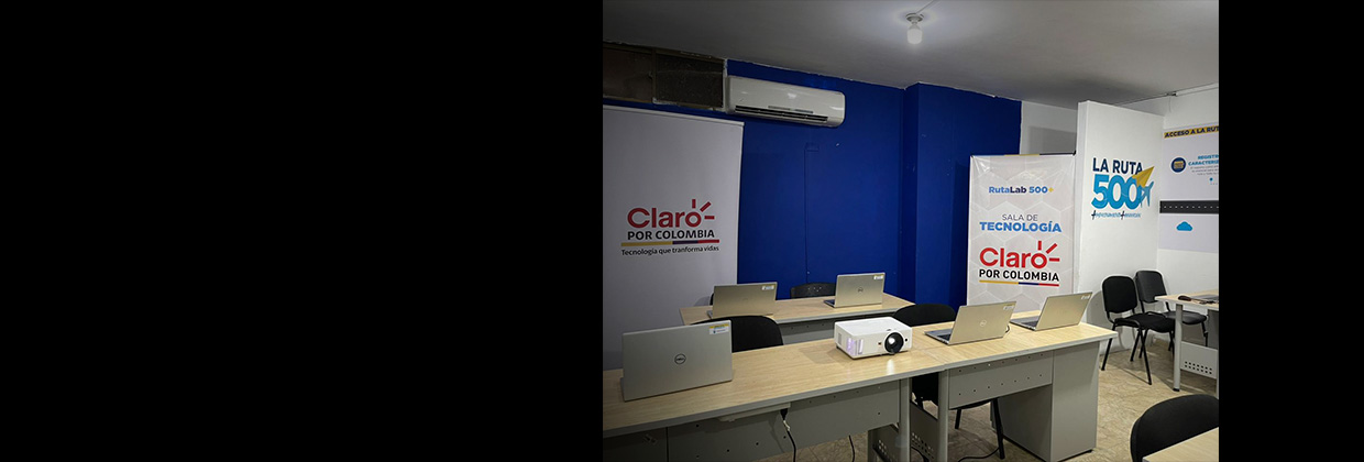 Inauguración sala tecnológica santa marta